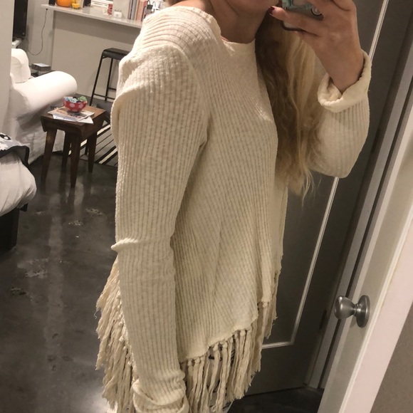 Eri + Ali Anthropologie Tassel Top - Picture 5 of 6